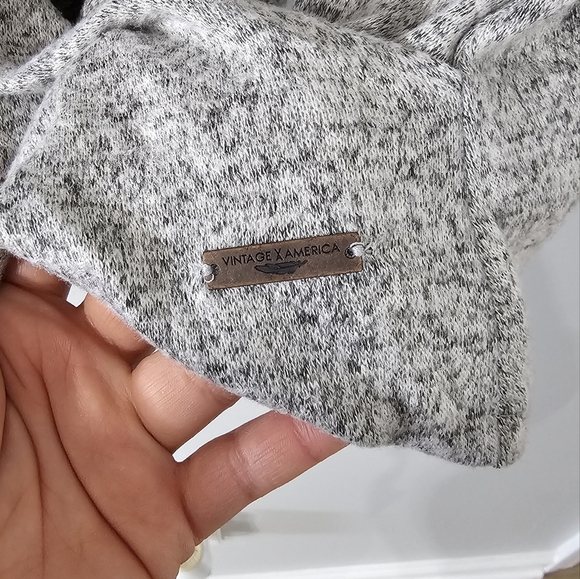 VINTAGE AMERICA Soft Wrap Top - Picture 3 of 6